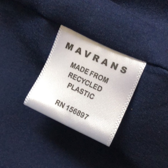 SOLD! Mavrans Pantera Windbreaker Full Zip with zebra floral print 🦓🌸 - Picture 6 of 7